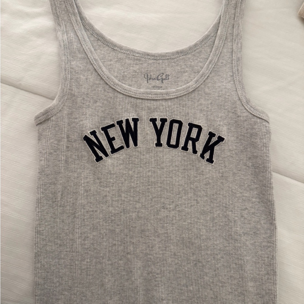 Brandy Melville Gray Ribbed 'New York' Tank with Black Lettering